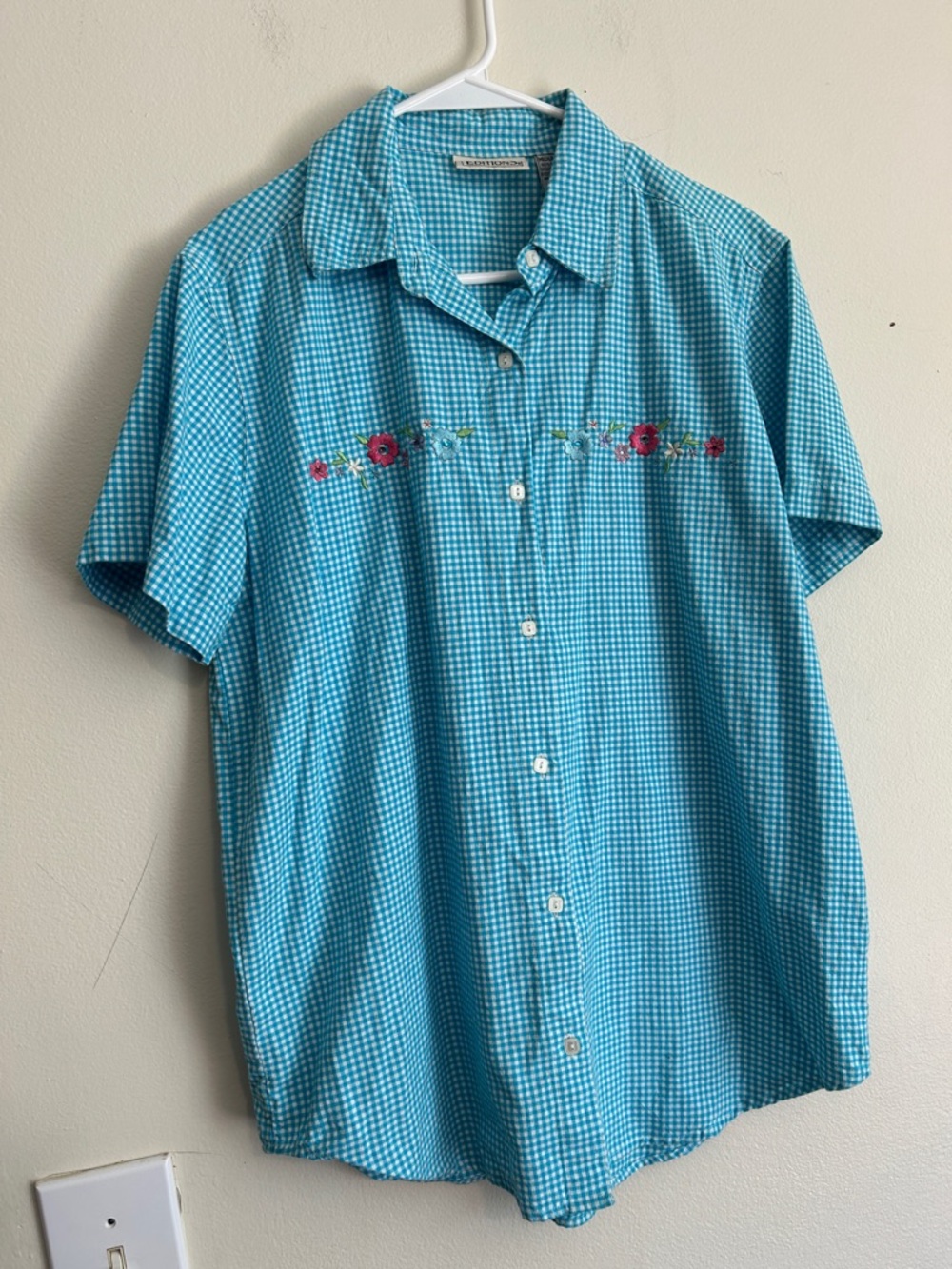 Grandmacore Teal Gingham Short-Sleeve Button-Down with Floral Embroidery